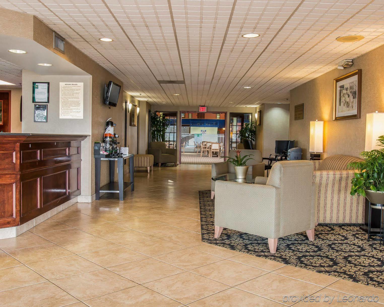 Quality Inn University Lansing Bagian luar foto