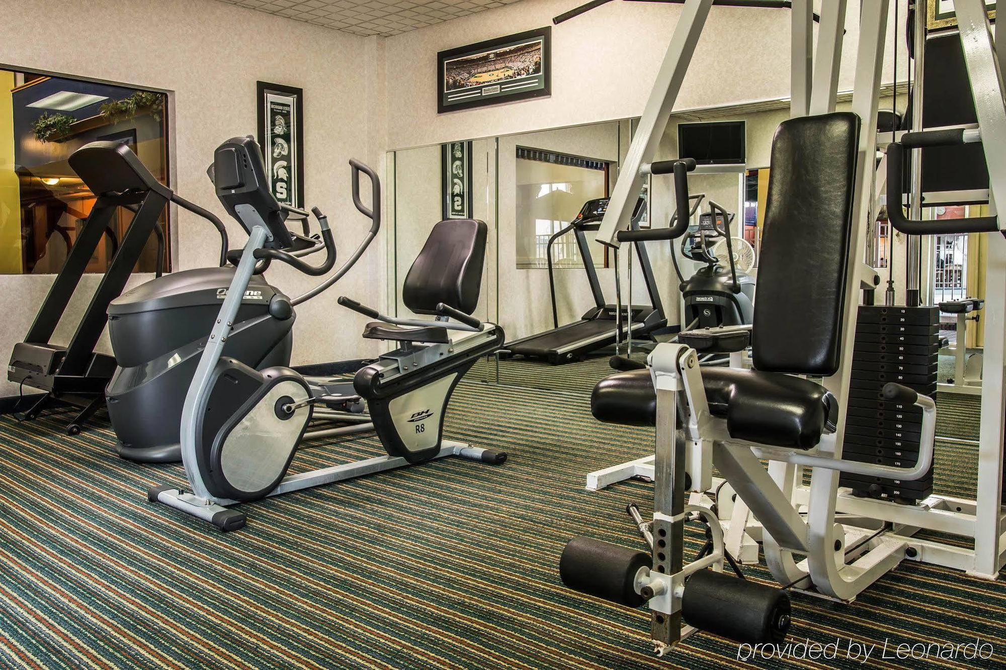 Quality Inn University Lansing Bagian luar foto
